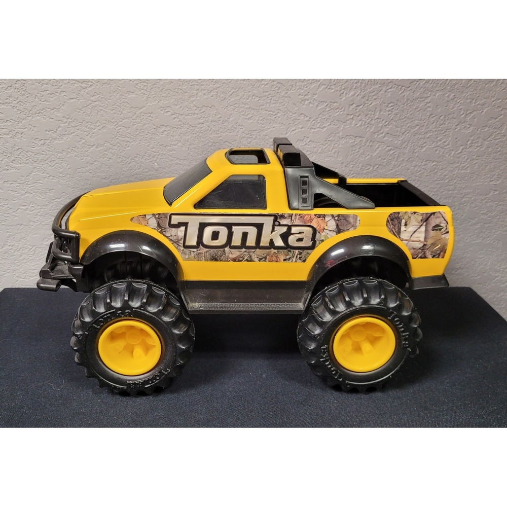 Tonka Steel Classics 4x4 Pickup Truck 2012 Funrise Tonka Hasbro #92013 (no winch